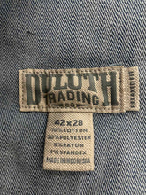 Load image into Gallery viewer, Size 42 Duluth Trading Men&#39;s Jeans
