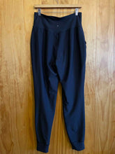 Load image into Gallery viewer, Size Large Tall Old Navy Black Women&#39;s Pants
