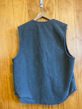 Load image into Gallery viewer, Size Large Tall Carhartt Men&#39;s Vest
