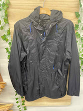 Load image into Gallery viewer, Size Medium REI Men&#39;s Rain Jacket
