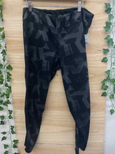 Load image into Gallery viewer, Size X-Large Adidas Black Women&#39;s Leggings
