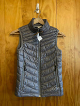 Load image into Gallery viewer, Size Small Boulder Gear Gray Women&#39;s Vest
