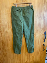 Load image into Gallery viewer, Size Medium United by Blue Green Women&#39;s Pants
