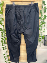 Load image into Gallery viewer, Size 2X REI Black Women&#39;s Rain Pants
