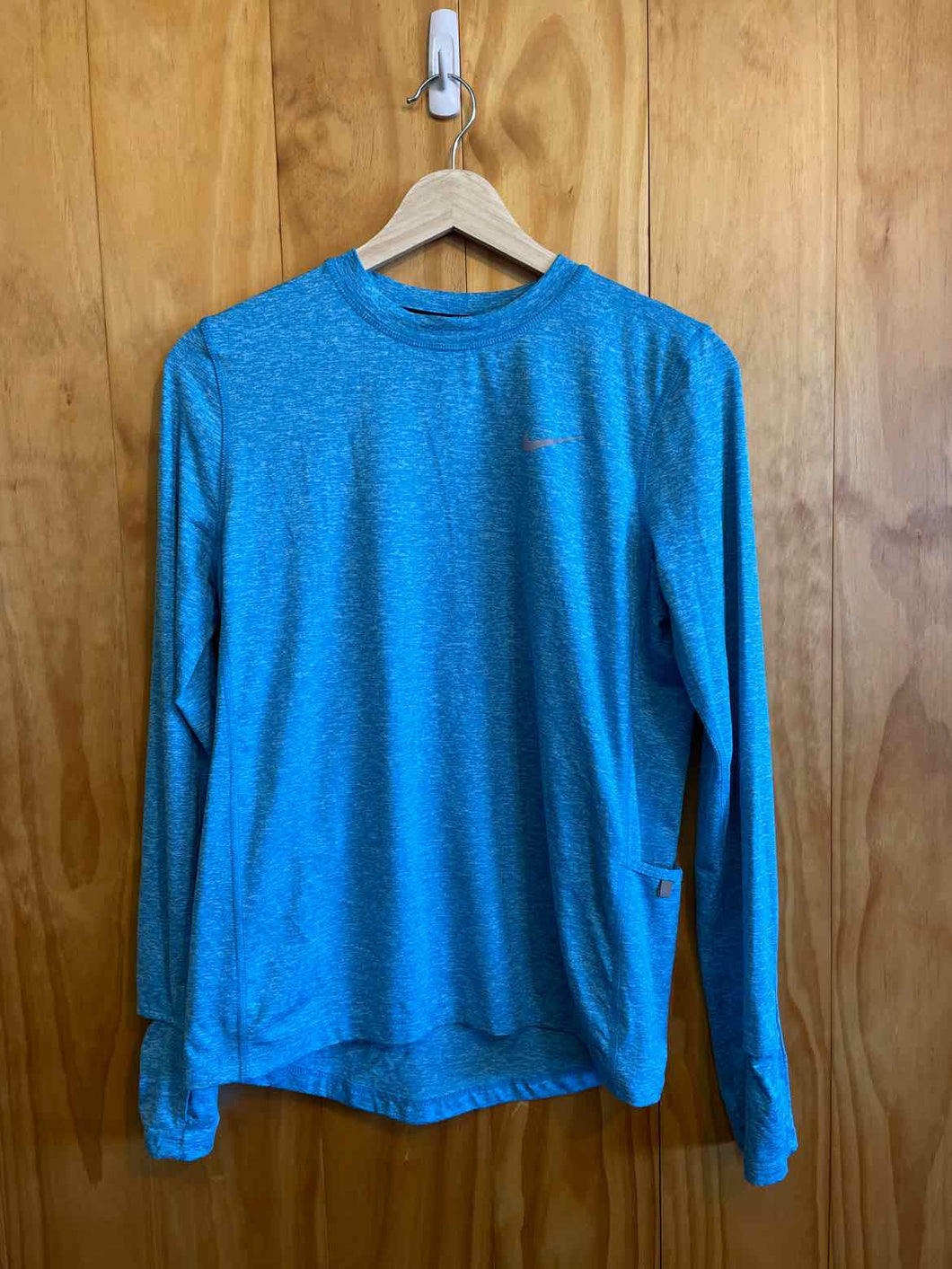 Size Small Women's Long Sleeve Shirt