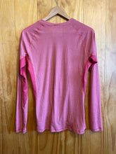 Load image into Gallery viewer, Size Large Patagonia Salmon Women&#39;s Long Sleeve Shirt
