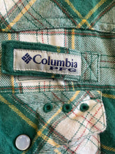 Load image into Gallery viewer, Size L Columbia Men&#39;s Flannel
