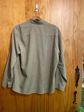 Load image into Gallery viewer, Size XL Orvis Men&#39;s Long Sleeve Shirt
