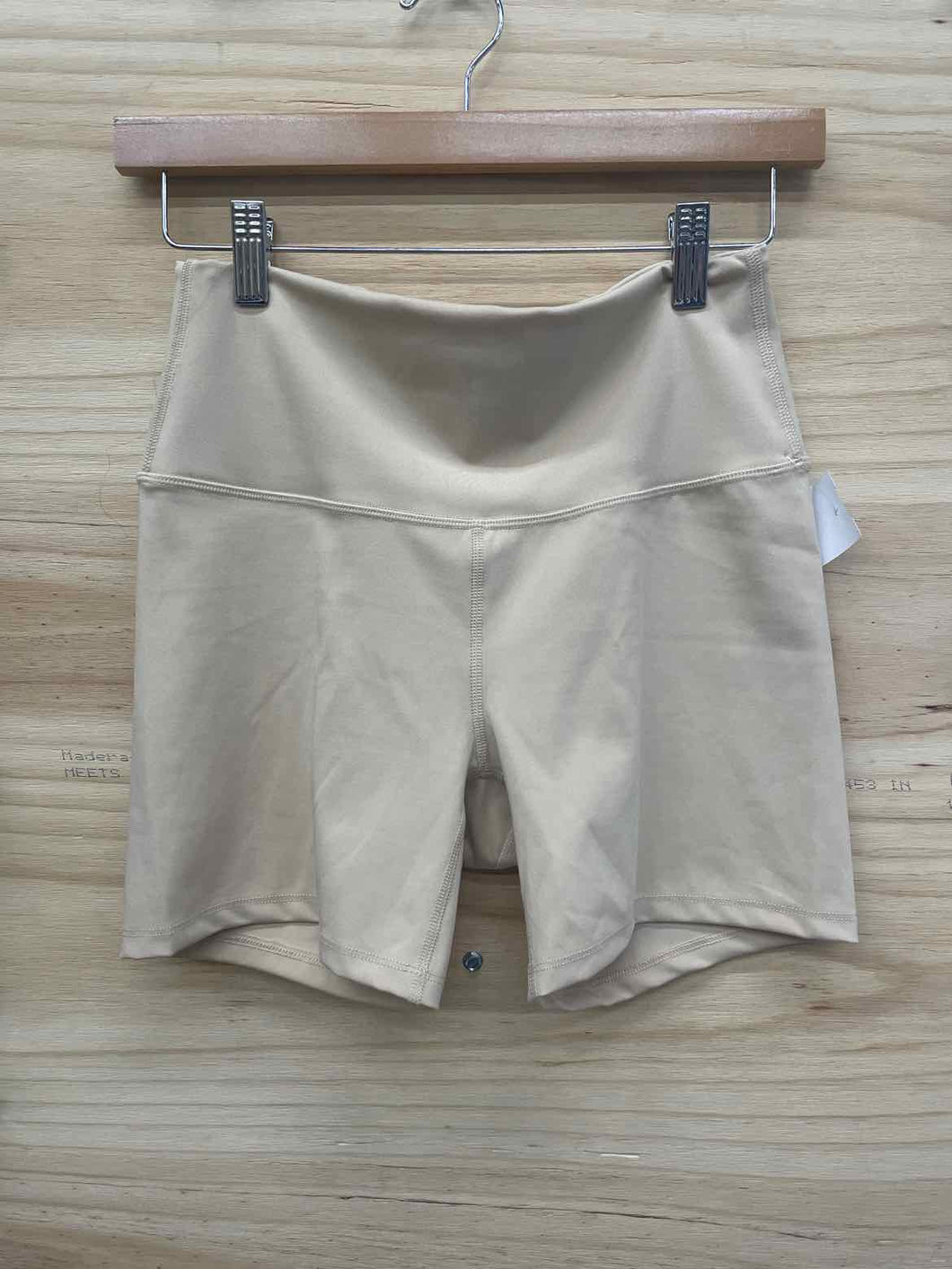 Size Medium All in Motion Tan Women's Shorts