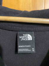 Load image into Gallery viewer, Size XL The North Face Black Women&#39;s Sweater &amp; Sweatshirt
