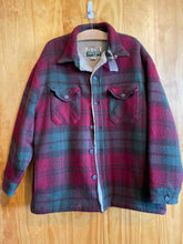 Load image into Gallery viewer, Size Large Woolrich Men&#39;s Winter Jacket
