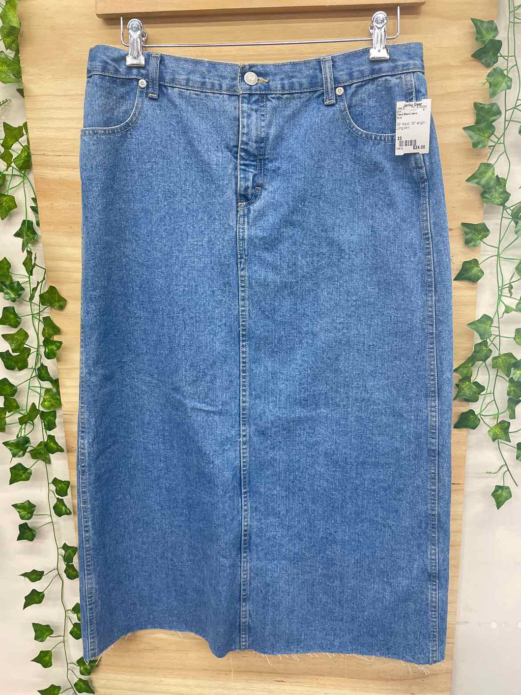 Size 33 Tractr Brand Jeans Blue Skirt