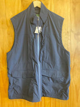 Load image into Gallery viewer, Size XL Orvis Men&#39;s Vest
