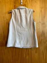 Load image into Gallery viewer, Size Medium Columbia White Women&#39;s Vest
