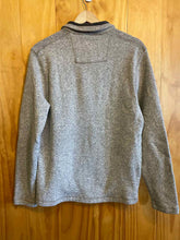 Load image into Gallery viewer, Size Medium G.H. Bass &amp; Co Men&#39;s Sweater &amp; Sweatshirt
