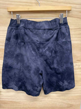 Load image into Gallery viewer, Size X-Large Nike Blue Women&#39;s Shorts
