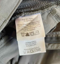 Load image into Gallery viewer, Size 6 Eddie Bauer Gray Women&#39;s Hiking Pants
