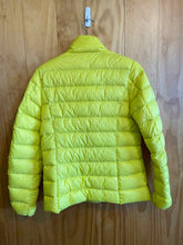 Load image into Gallery viewer, Women Size M Eddie Bauer Yellow Women&#39;s Light Jacket
