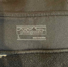 Load image into Gallery viewer, Size Large Patagonia Men&#39;s Pants
