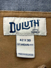 Load image into Gallery viewer, Size 42 Duluth Trading Men&#39;s Jeans
