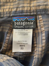 Load image into Gallery viewer, Size 33 Patagonia Men&#39;s Shorts
