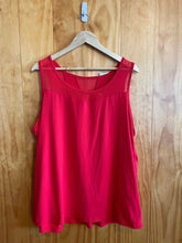 Load image into Gallery viewer, Size 22/24 Livi Active Red Women&#39;s Tank Top
