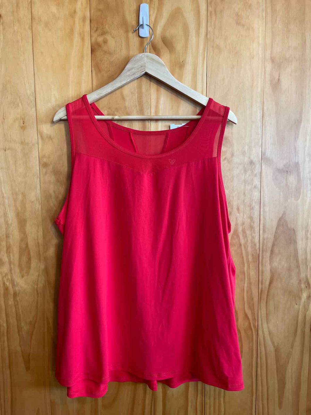 Size 22/24 Livi Active Red Women's Tank Top