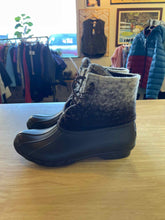 Load image into Gallery viewer, Women&#39;s Shoe Size 8.5 Sperry Brown Boots
