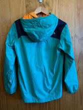 Load image into Gallery viewer, Size XS North Face Men&#39;s Rain Jacket
