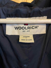 Load image into Gallery viewer, Women Size Large Woolrich Black Women&#39;s Winter Jacket
