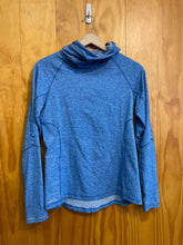 Load image into Gallery viewer, Size X-Small Saucony Blue Women&#39;s Sweater &amp; Sweatshirt
