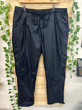 Load image into Gallery viewer, Size 2X REI Black Women&#39;s Rain Pants
