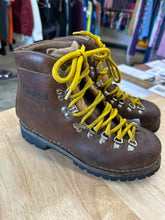 Load image into Gallery viewer, Vintage 6 Asolo Men&#39;s Hiking Boots
