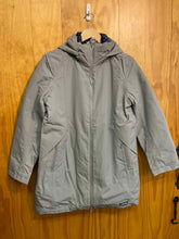 Load image into Gallery viewer, Women Size Small Petite Lands End Gray Women&#39;s Winter Jacket
