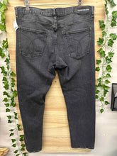 Load image into Gallery viewer, Size 38 Calvin Klein Jeans Men&#39;s Jeans
