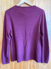 Load image into Gallery viewer, Size Medium Lands End Maroon Women&#39;s Sweater &amp; Sweatshirt
