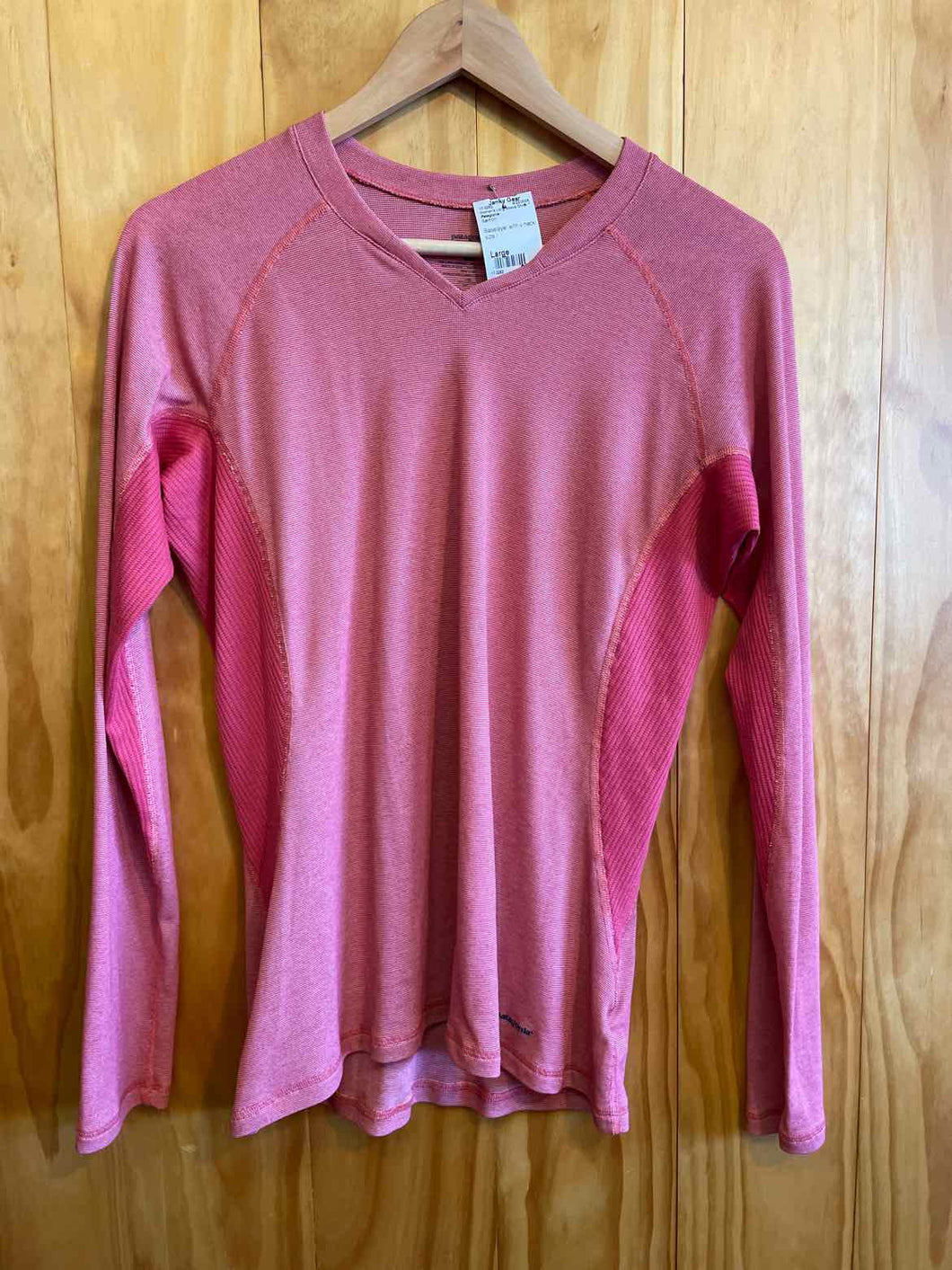 Size Large Patagonia Salmon Women's Long Sleeve Shirt