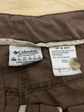 Load image into Gallery viewer, Size X-Large Columbia Brown Women&#39;s Capris
