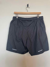 Load image into Gallery viewer, Size Large The North Face Men&#39;s Shorts
