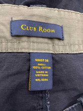 Load image into Gallery viewer, Size 38 Club Room Men&#39;s Shorts
