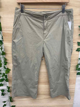 Load image into Gallery viewer, Size 8 Outdoor Research Khaki Women&#39;s Capris
