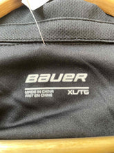 Load image into Gallery viewer, Size X-Large Bauer Men&#39;s Short Sleeve Shirt
