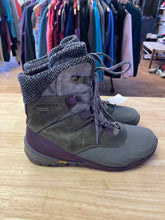 Load image into Gallery viewer, Shoe Size 9.5 Merrell Grey Women&#39;s Winter Boots
