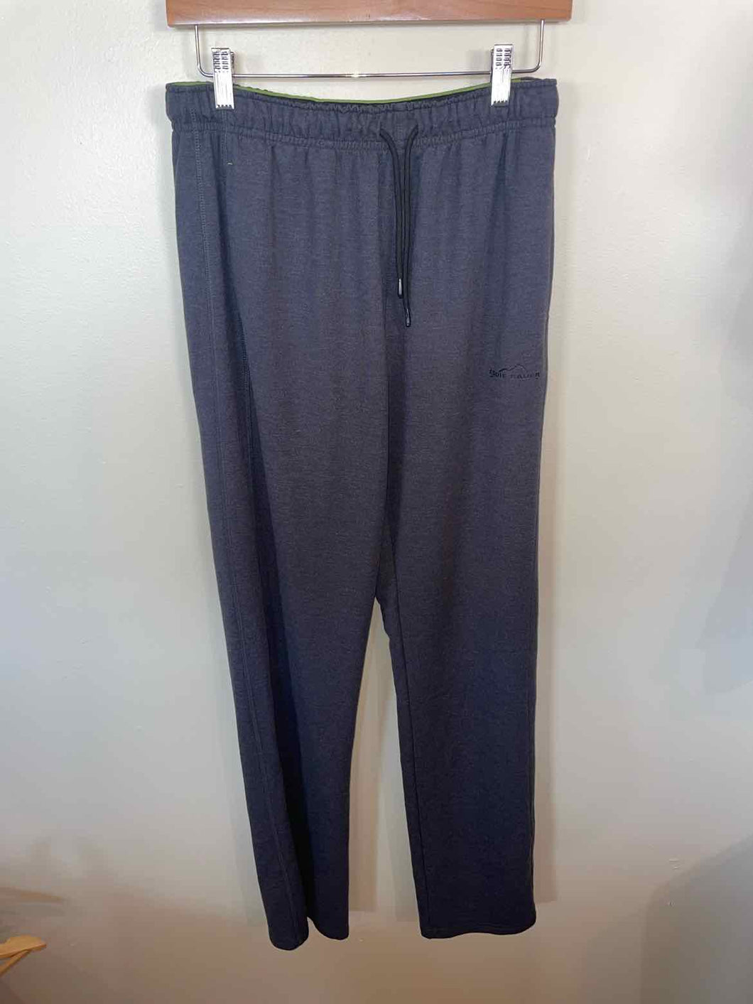 Size Medium Eddie Bauer Men's Pants