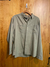 Load image into Gallery viewer, Size XL Orvis Men&#39;s Long Sleeve Shirt
