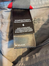 Load image into Gallery viewer, Size 6 The North Face Gray Women&#39;s Hiking Pants
