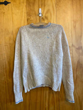 Load image into Gallery viewer, Size Large Hunters Run Cream Women&#39;s Sweater &amp; Sweatshirt
