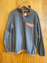 Load image into Gallery viewer, Size XL Patagonia Grey Women&#39;s Fleece Sweatshirt
