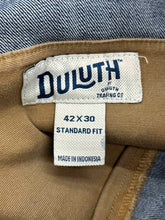 Load image into Gallery viewer, Size 42 Duluth Trading Men&#39;s Jeans
