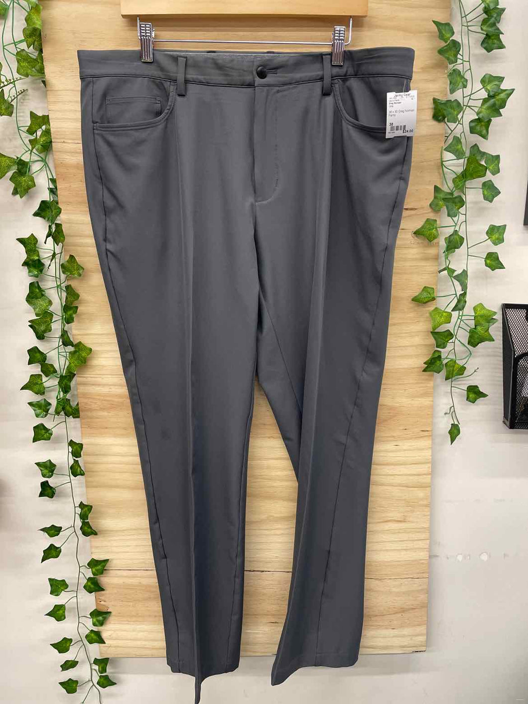 Size 38 Greg Norman Men's Pants